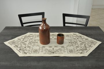 Chemin de table brodé lin 38x90 broderie brune